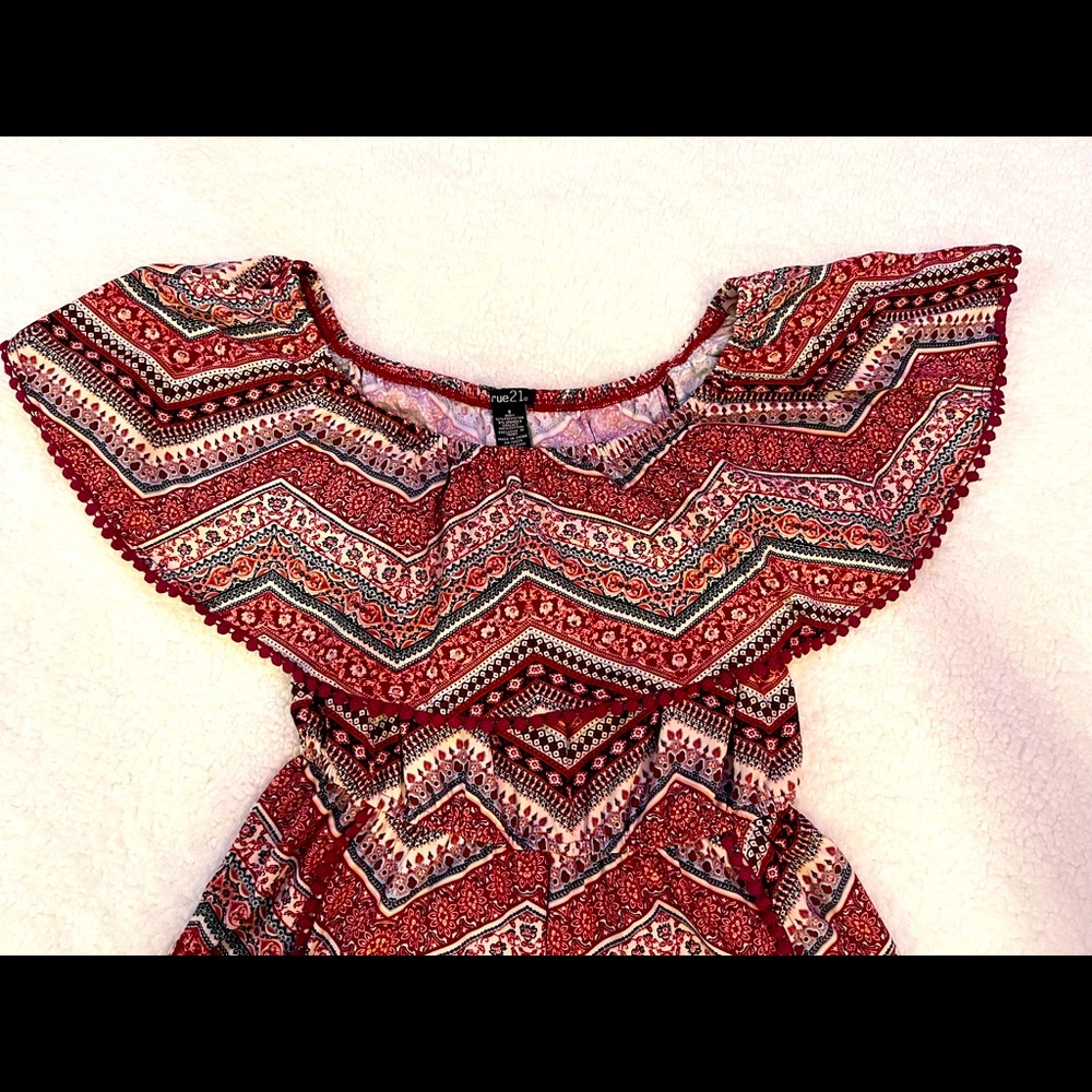 Romper - Picture 2 of 3